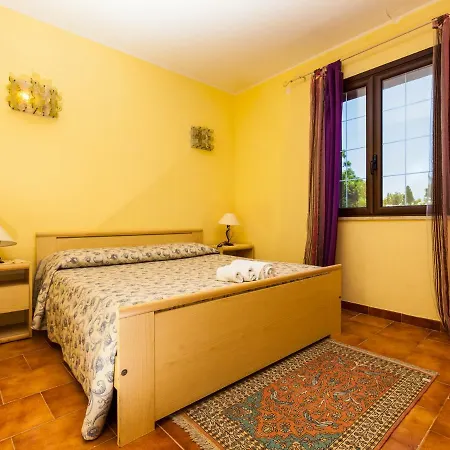 Giovanna Villa Arenella (Syracuse)